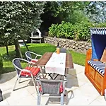 Ferienwohnung SYLTER DEICHWIESEN - 2-5 Personen / 3 Schlafzimmer / Terrasse