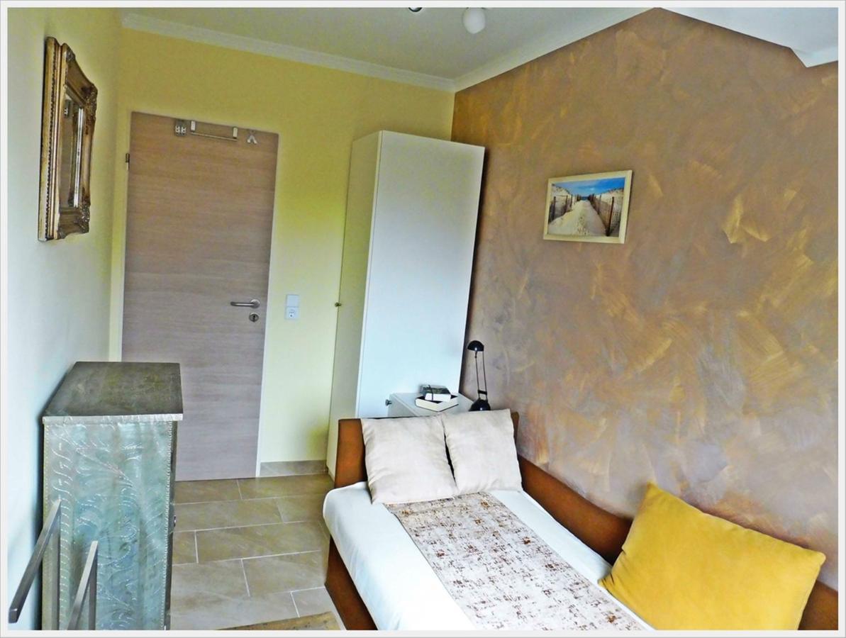 Sylter Deichwiesen - 2-5 Personen / 3 Schlafzimmer / Terrasse
